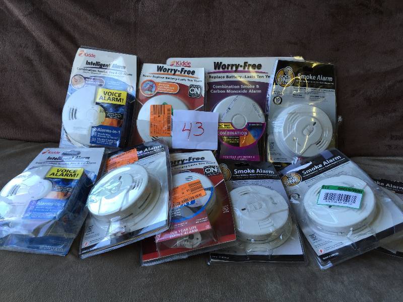 lot 43 image: Lot od Fire Alarms