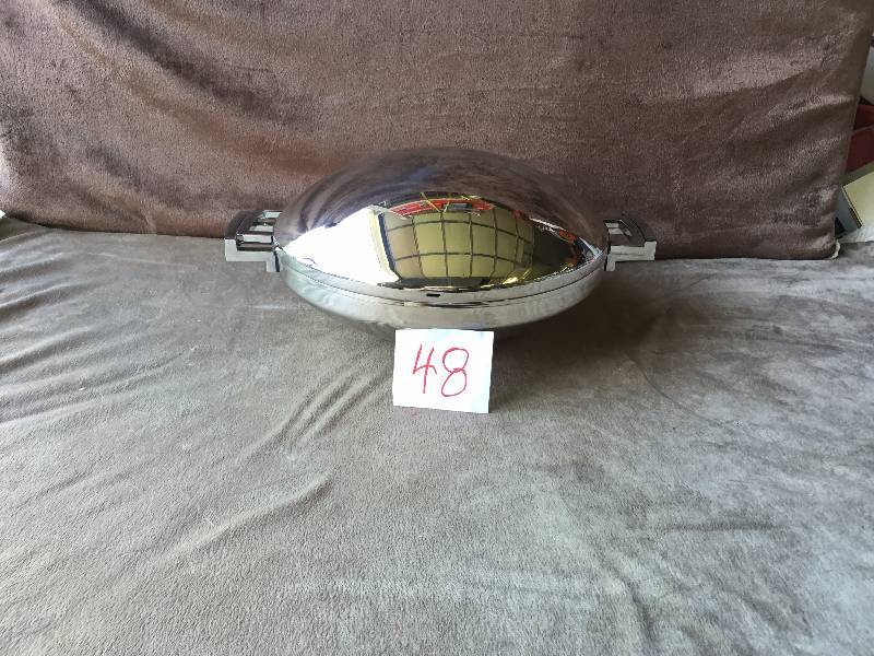 lot 48 image: BergHOFF  Covered Wok