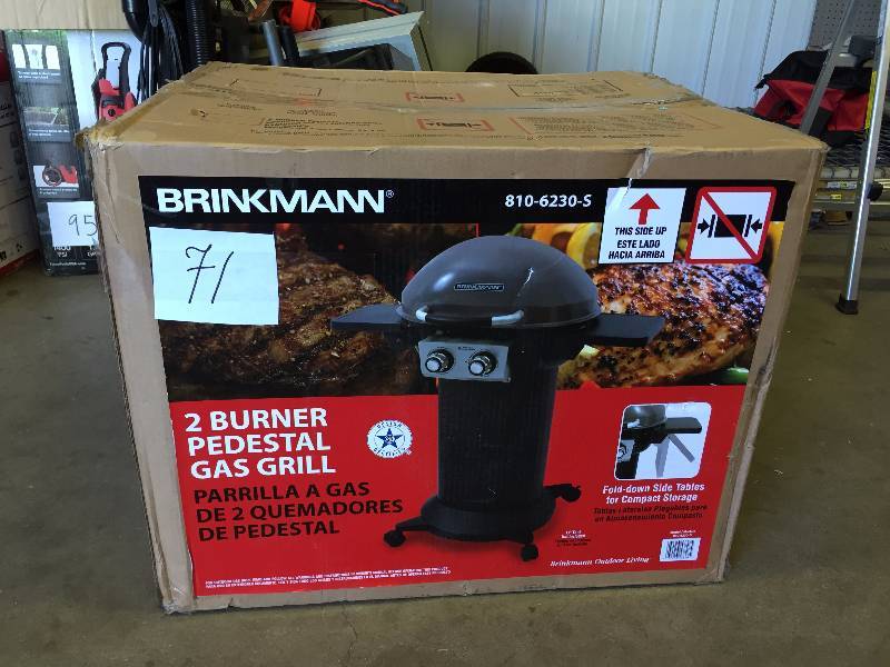 lot 71 image: Brinkmann 2 Burner Pedestal Gas Grill