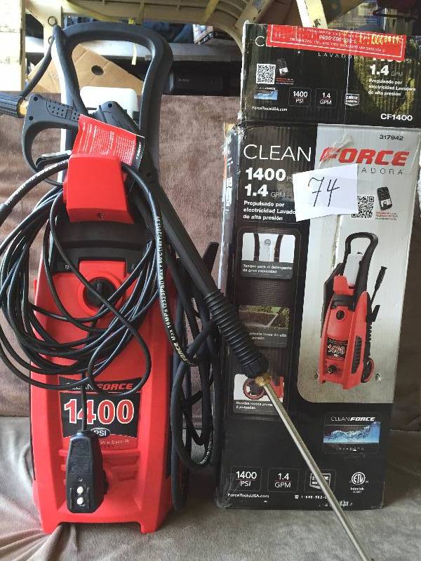 lot 74 image: Clean Force 1400 PSI Preassure washer
