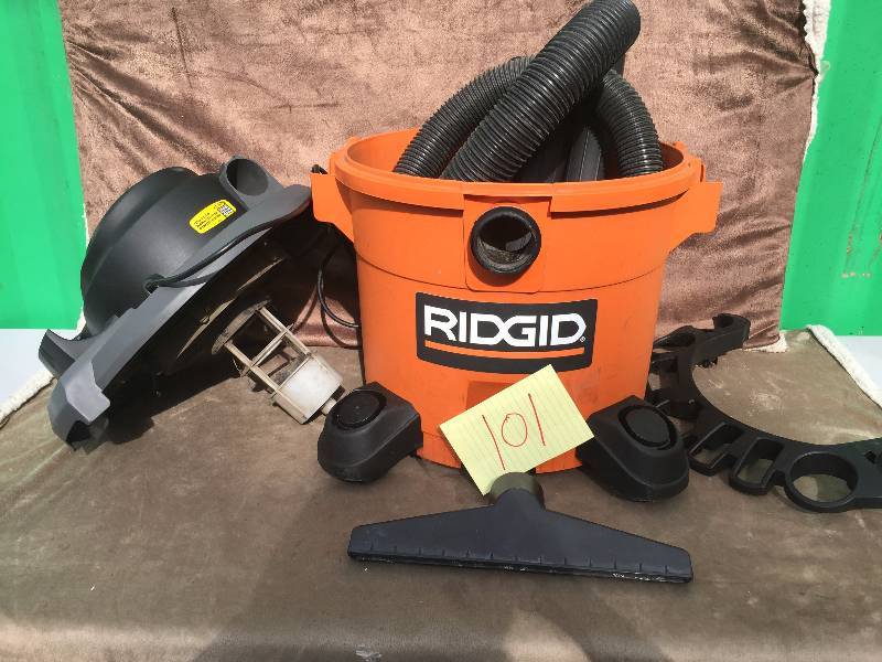 lot 101 image: Ridgid Blower Vac WD1680 Wet Dry Vac Detachable Blower