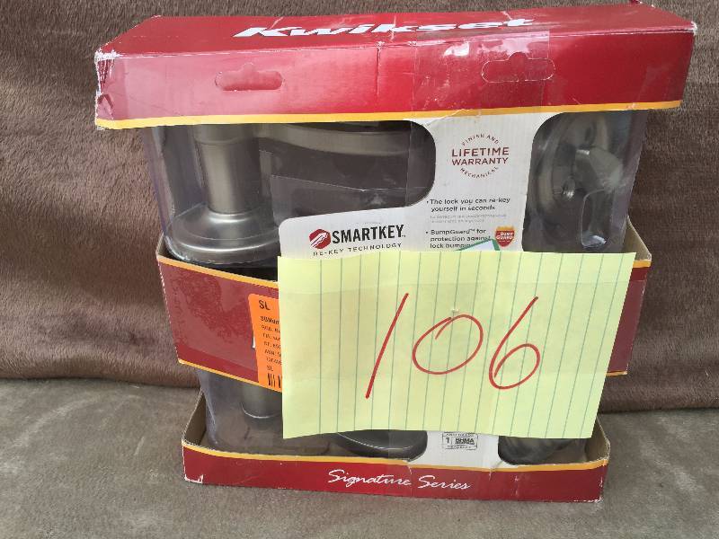lot 106 image: Kwikset Lock set
