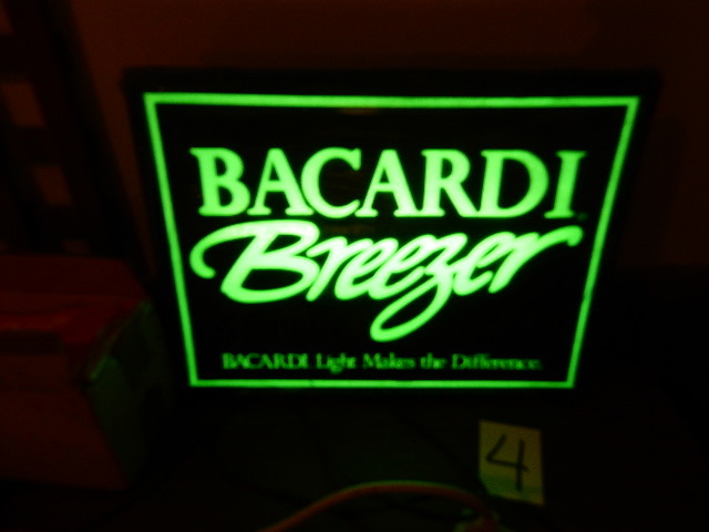 lot 4 image: BACARDI  BREEZER.. Lit sign