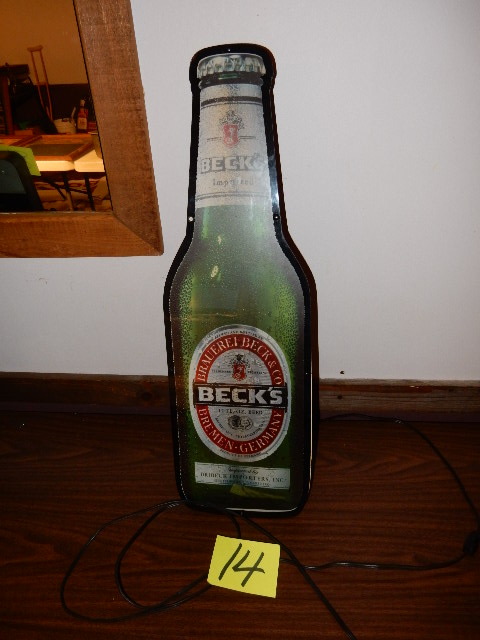 lot 14 image: BECKS Bottle Fluorescent light.. Needs some rewiring, but all parts there.