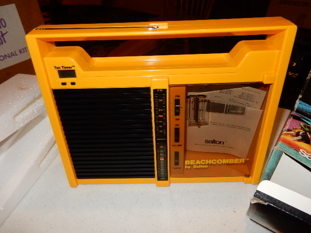 lot 88 image: Beach comber Radio storage box