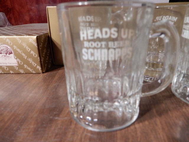 lot 92 image: 15, Heads up Rootbeer.. Schnapps