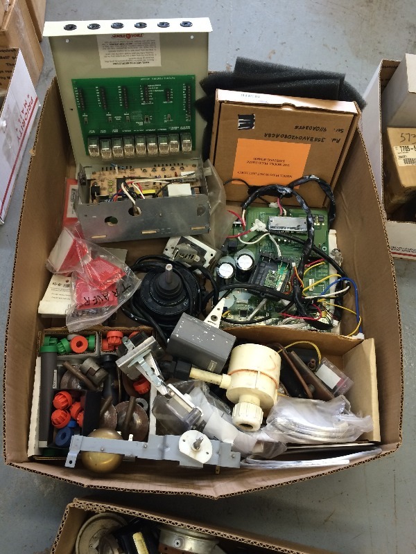 lot 49 image: Control Boards, LimitFan Switches, B & G Circulating pump and motor, drain pan algi strips