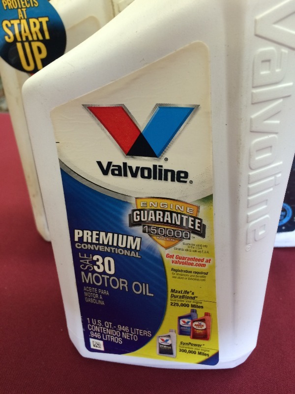 lot 69 image: 5 full Quarts of new Motor Oil 5w 20