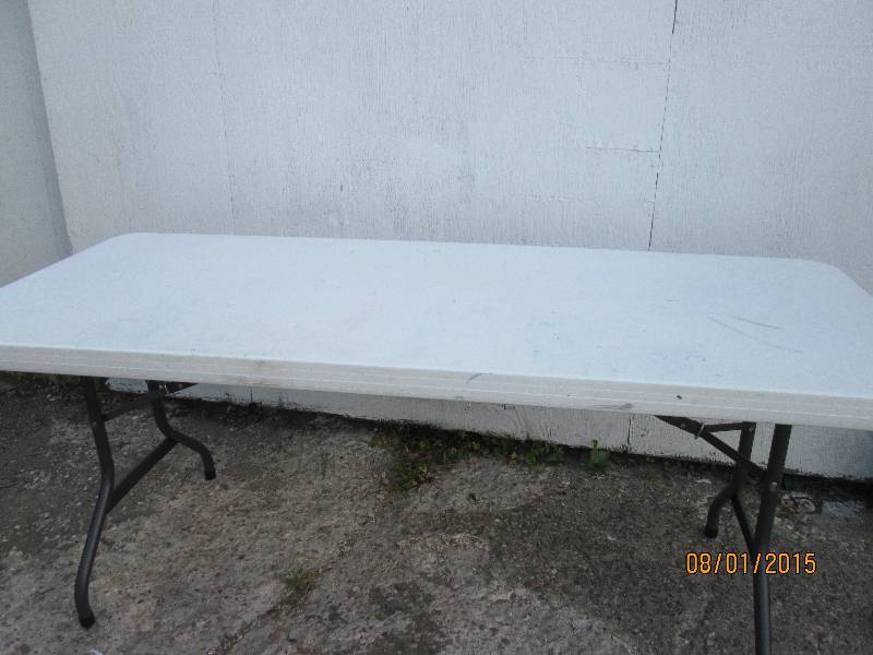 Lifetime plastic folding table in g...