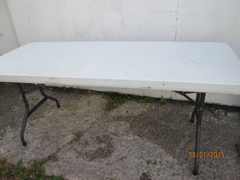 Lifetime plastic folding table in g...