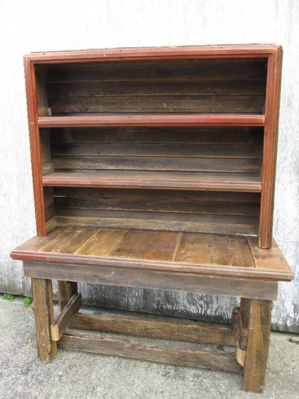 Barnwood desk with hutch, very uniq...