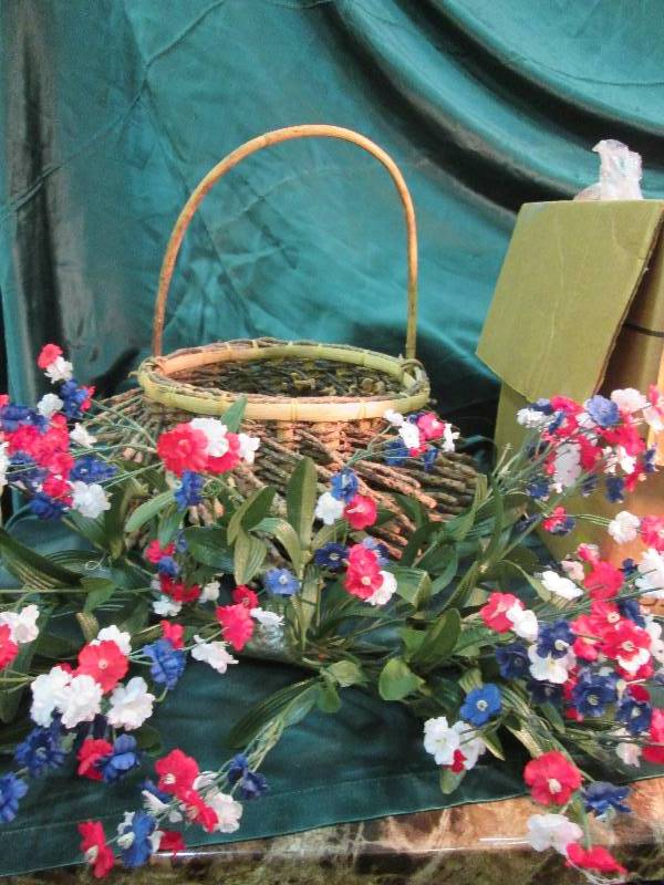 Home Dcor, Stick Basket W Pineco...