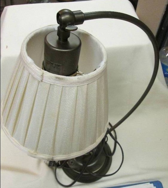 Vintage Curved Plug in Lamp W Lamp...