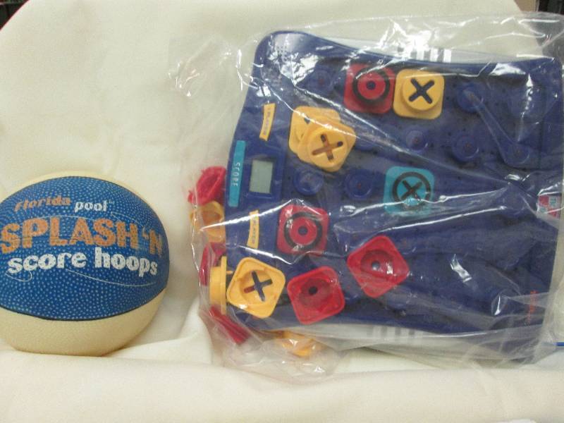 Games, Tic Tac Toe, Small Backsetba...