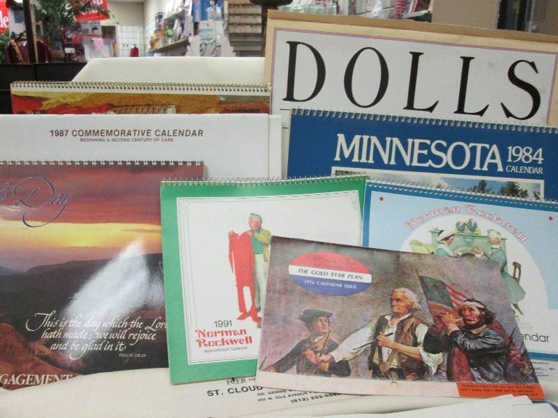 Assorted Calanders 10 pc. Set...