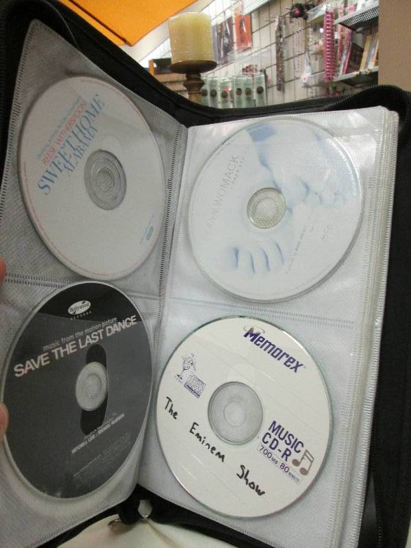 CD Set 31 CD Set Mostly Female Arti...