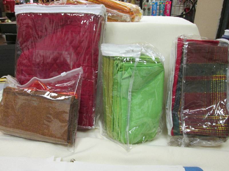 Home Dcor PlaceMates, Fabric Set...