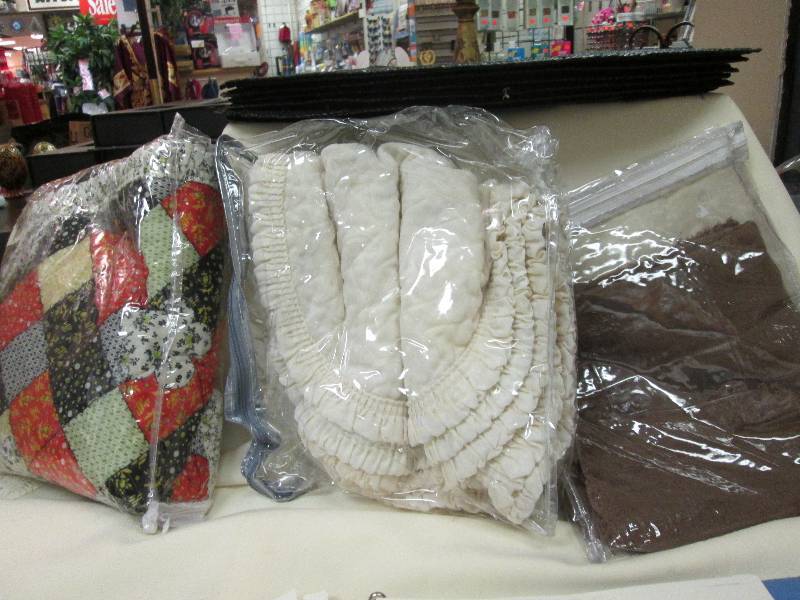 Home Dcor PlaceMates, Fabric Set...