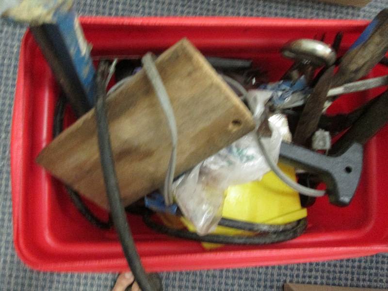 Utility Set Bucket of Assorted Scre...