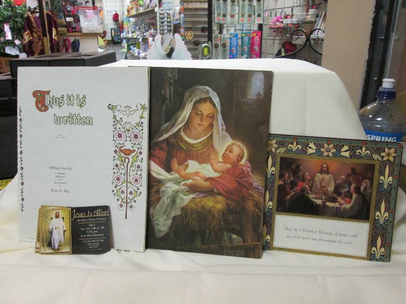 Religious Booklets, Pictures,11 Ct....