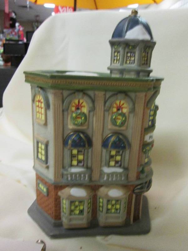 Home Decore Winter Decoration, Porc...