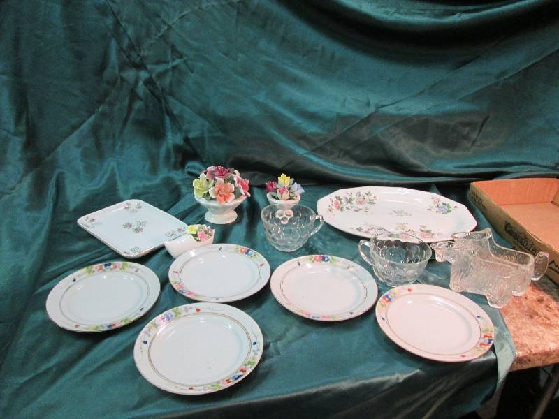 Vintage Dishware, Flower Dcor, Pl...