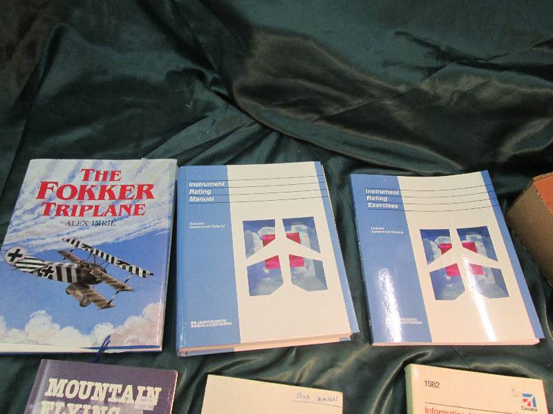 Books, 6 Pc. Set, Books about Airpl...