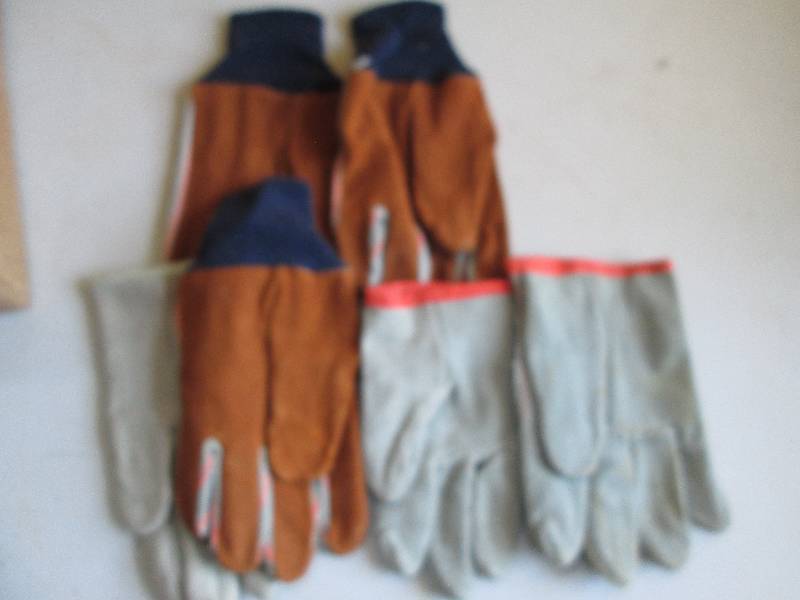 3 pairs of size large gloves, mixed...