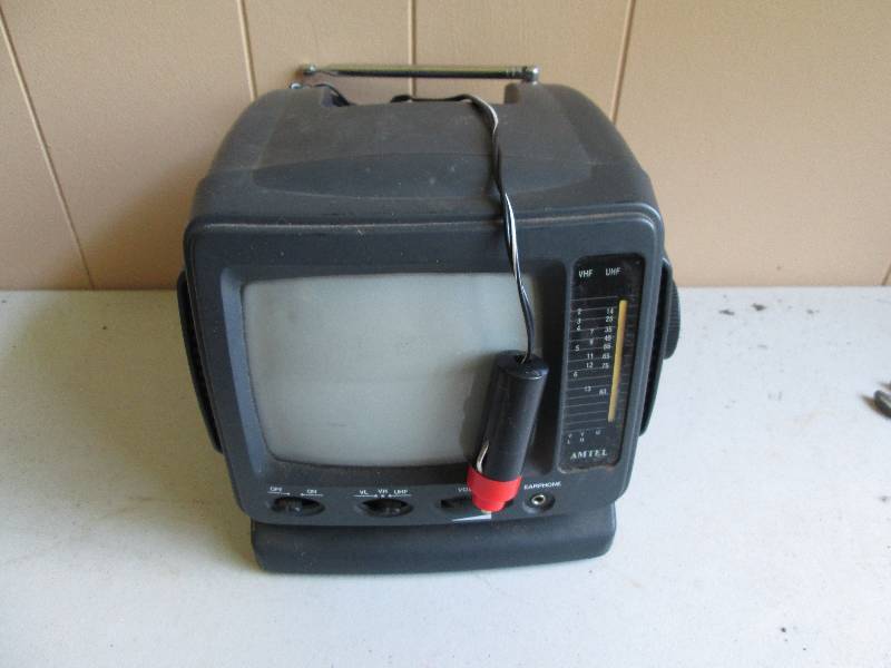 12 V TV works...