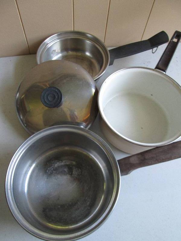 3 cooking pots 1 heavy stainless st...