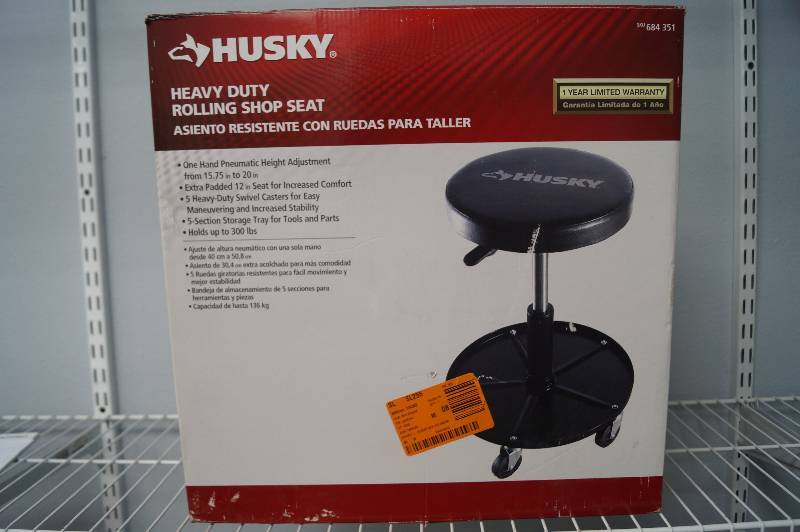 lot 1 image: Shop Seat