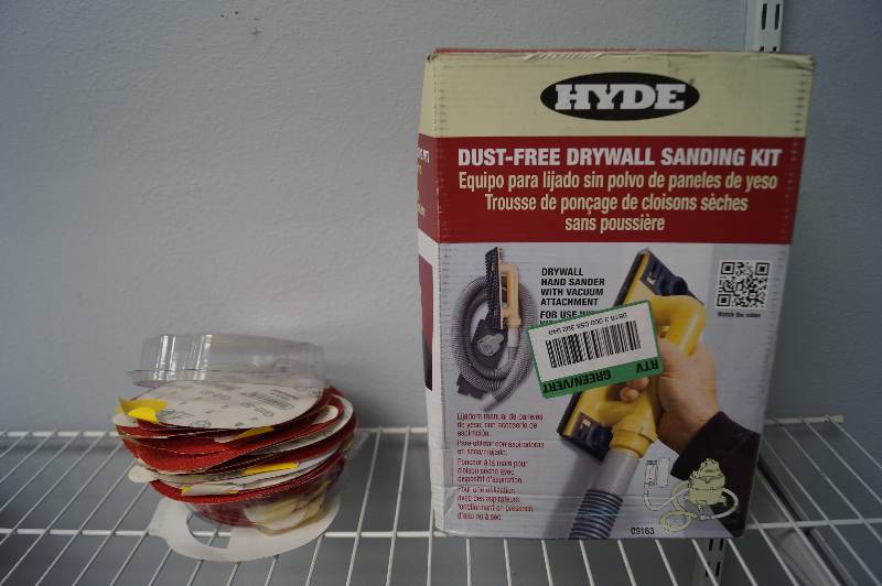 lot 22 image: Drywall Sanding Kit