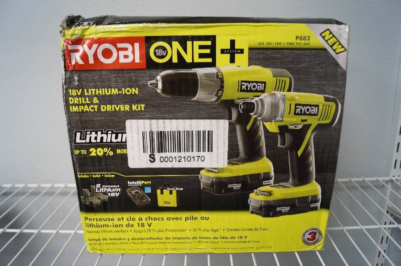 lot 24 image: Drill & Impact Kit
