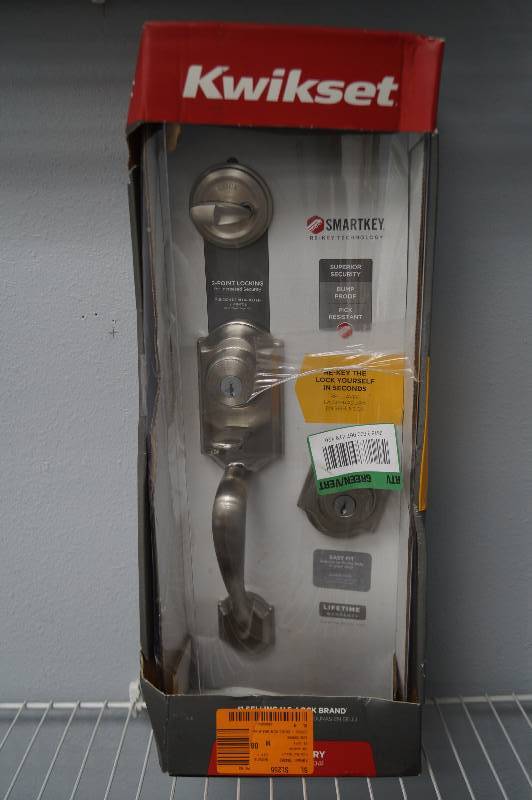 lot 37 image: Smartkey Set