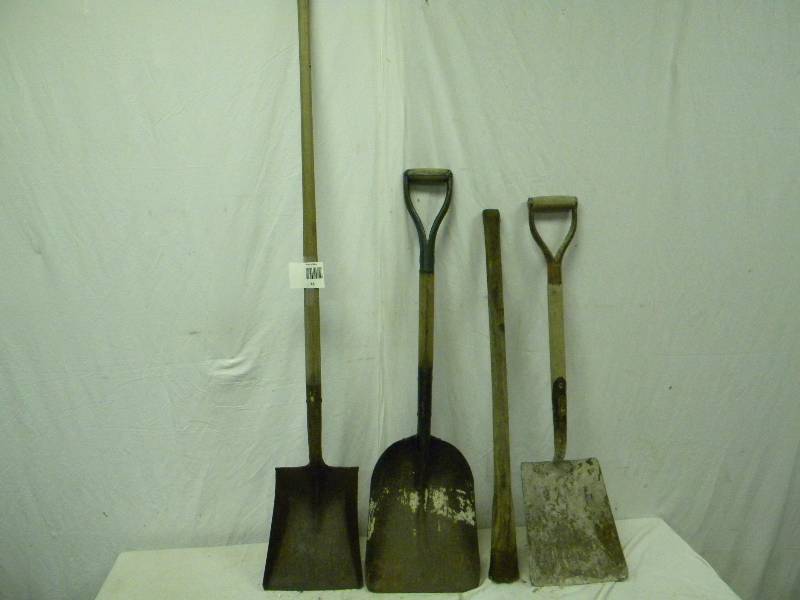 lot 44 image: Shovel Lot
