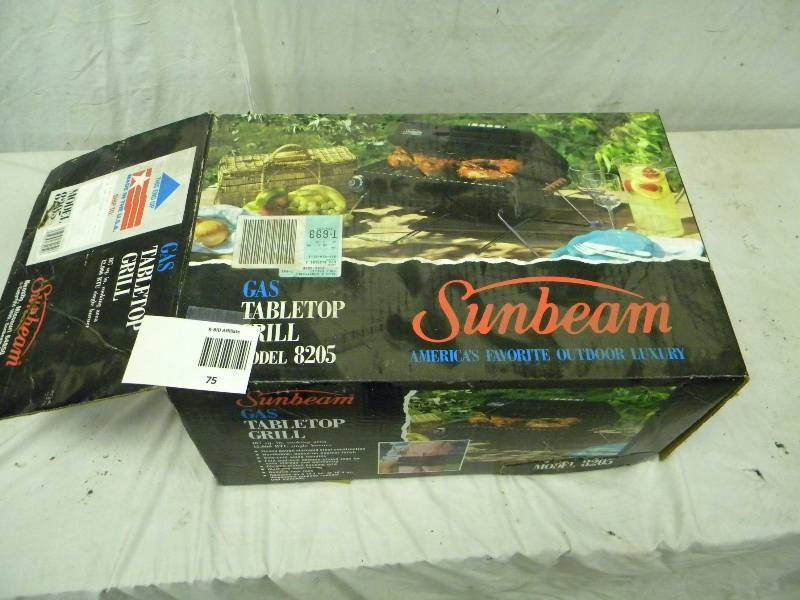 lot 75 image: Sunbeam Portable Grill NIB