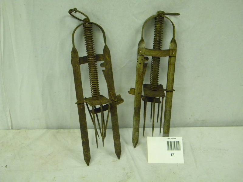 lot 87 image: Mole Traps