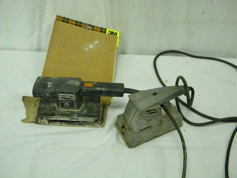 lot 106 image: Vintage Sander Lot