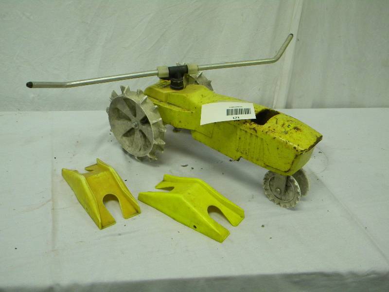 lot 121 image: Nelson Lawn Tractor Sprinkler