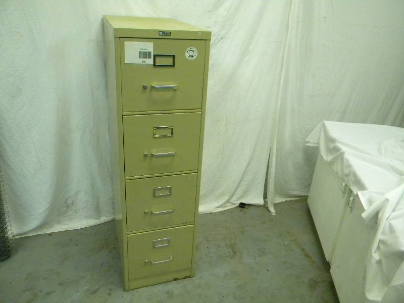 lot 129 image: Flew 4 drawer File Cabinet