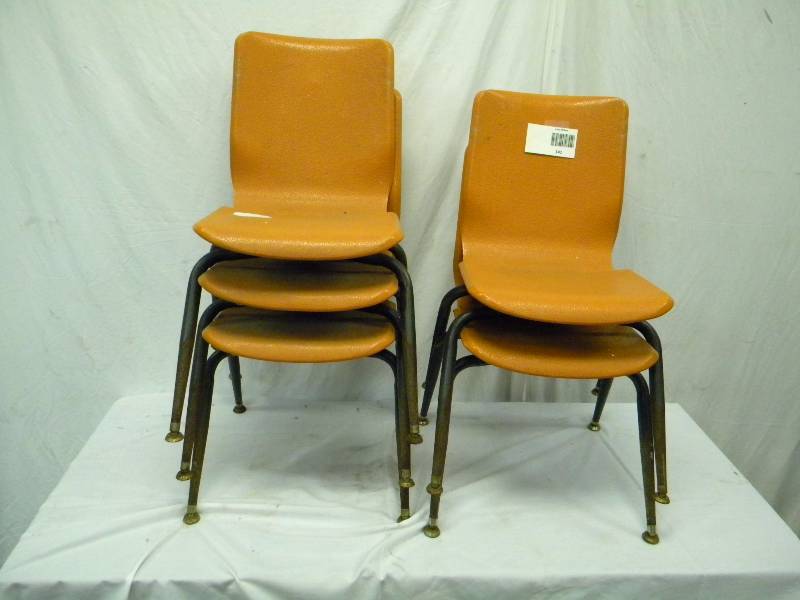 lot 141 image: Set of 5 Chairs