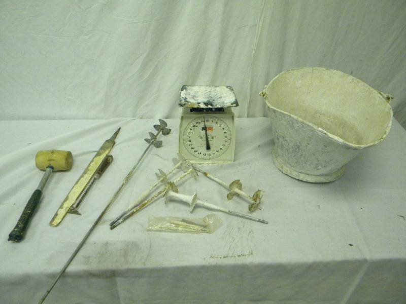 lot 155 image: Pottery tool Lot