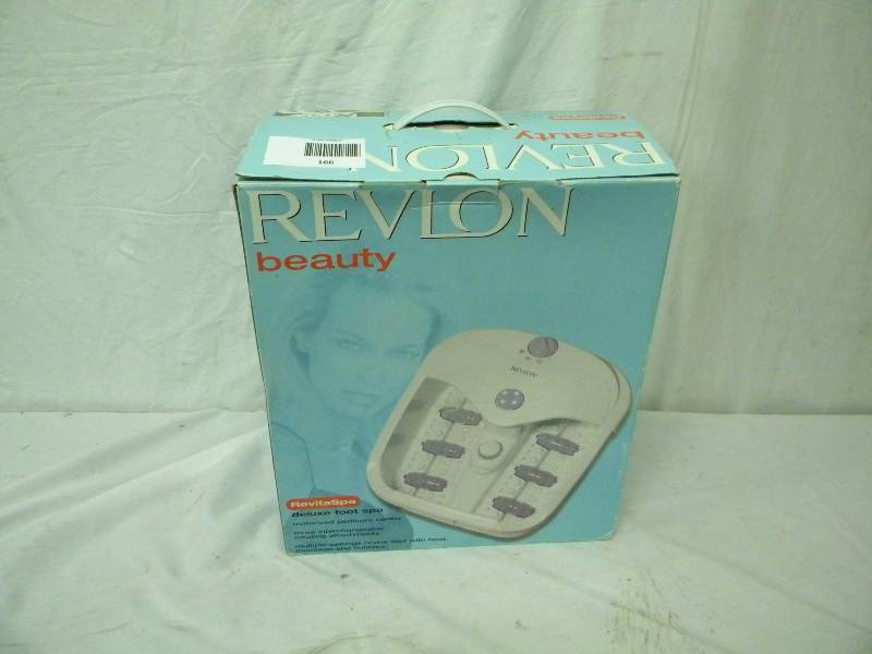 lot 166 image: Revlon Deluxe Foot Spa
