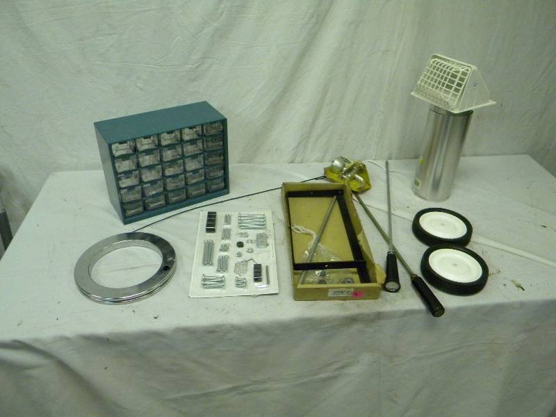 lot 175 image: Tools and Hardware Lot