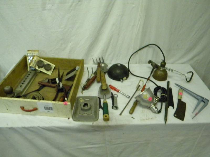 lot 186 image: Hardware and Tools Lot