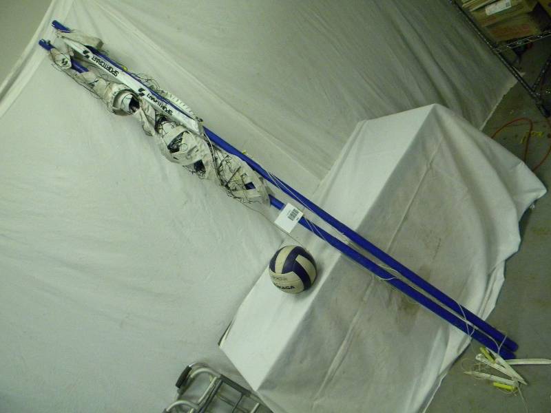 lot 193 image: Sportcraft Volleyball net set