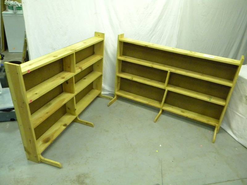 lot 211 image: 2 Shelving Units