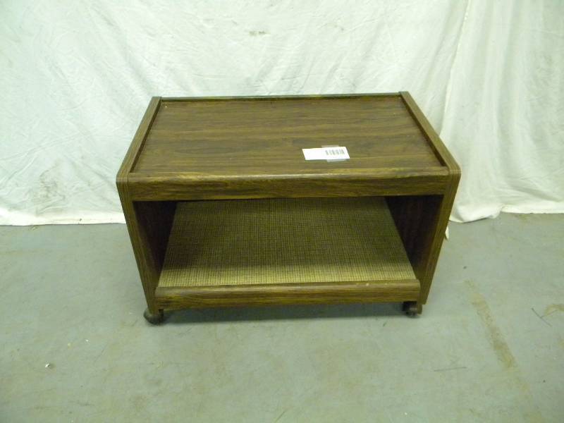 lot 225 image: Rolling TV Stand