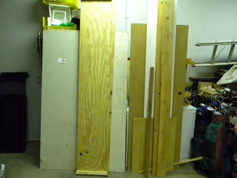 lot 227 image: Plywood Lot