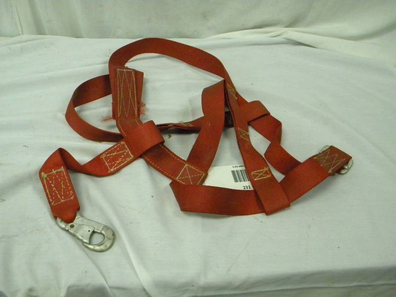 lot 231 image: Safety Harness